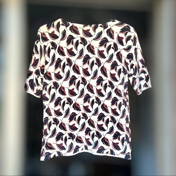 Ann Taylor Knitted Leaf T-Shirt Size L - Picture 2 of 4